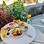 Klayman Diamond Lejlighedshotel